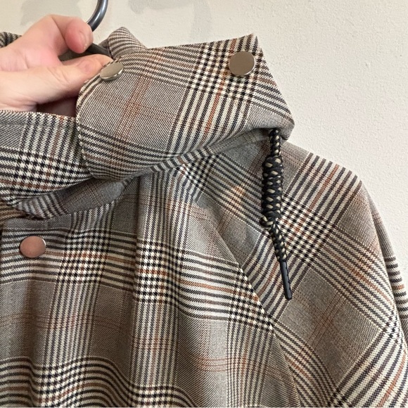 CABBEEN Sz 48 Plaid Hooded Pockets Embroidered Back Snaps Closure Jacket - Picture 6 of 16